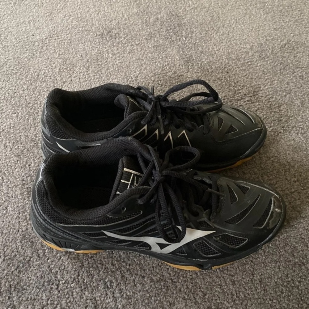 Mizuno Volleyball Shoes